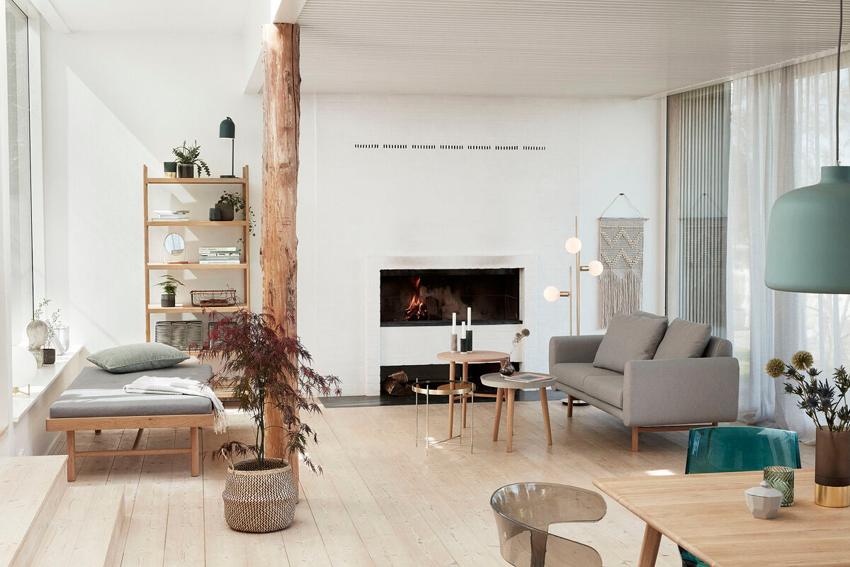 Balance Floor Lamp Brass/White