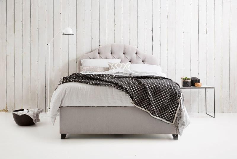 Christobelle - Buttoned Storage Bed