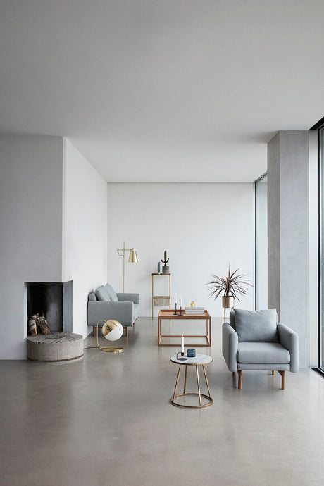 Curve Candlestick Black