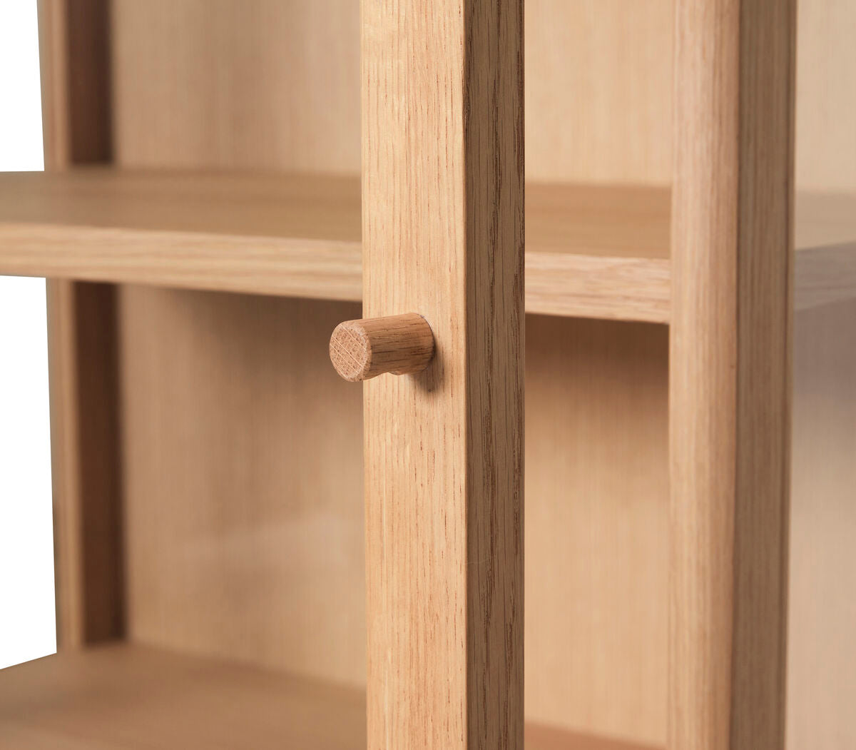 Kaiser Cabinet Natural