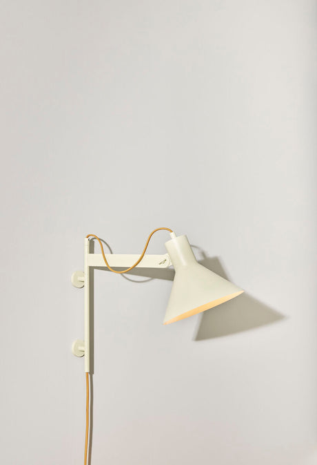 Studio Wall Lamp Beige/Orange